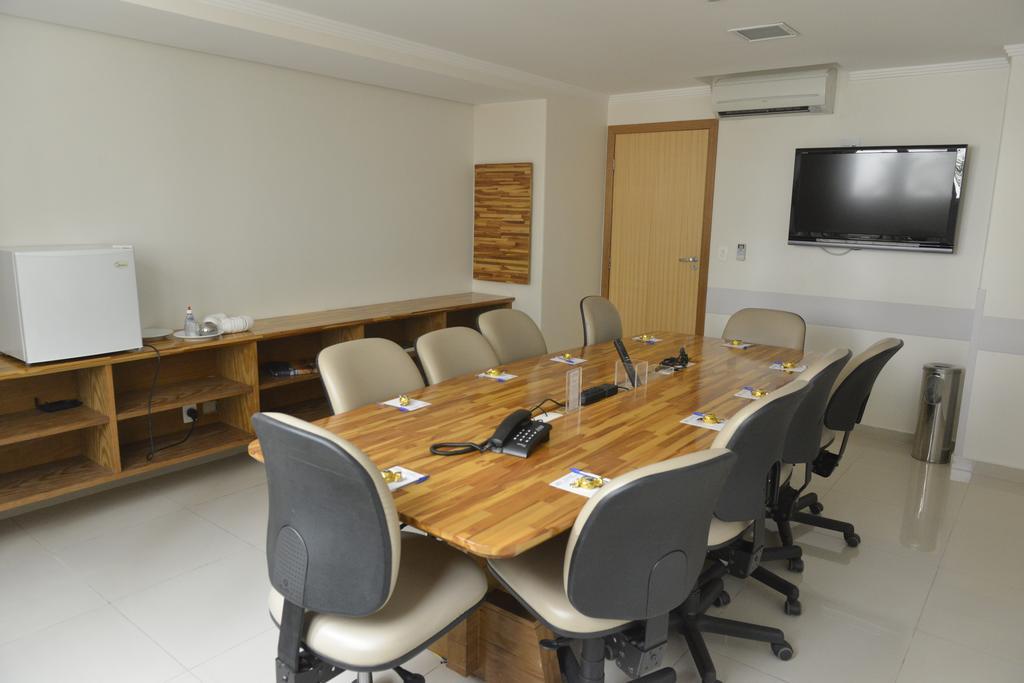 Oitis Hotel 4*